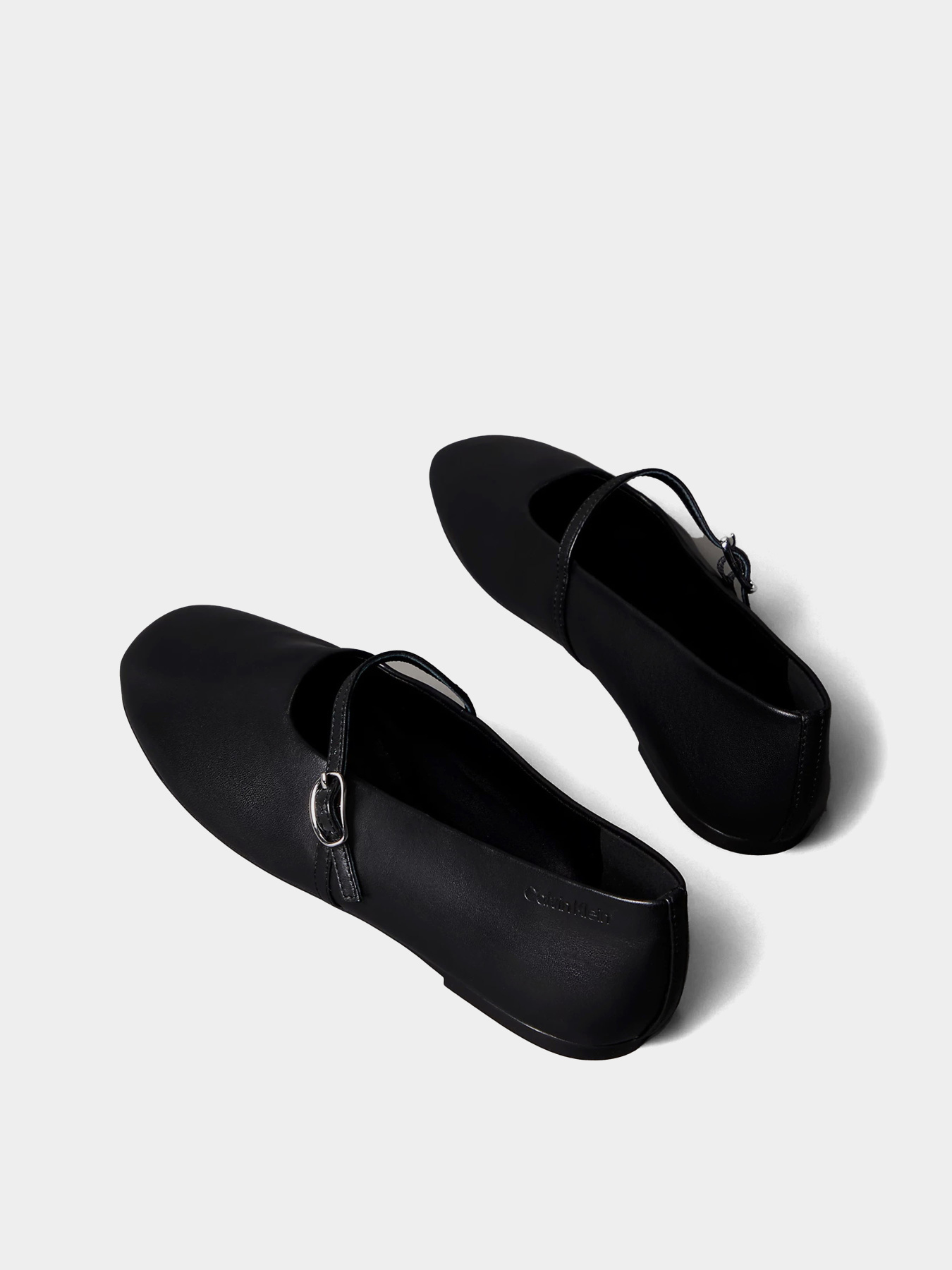 Туфлі та лофери Calvin Klein OBLIQUE BALLERINA MJ LTH HDW модель HW0HW02847-BEH Туфлі та лофери Calvin Klein OBLIQUE BALLERINA MJ LTH HDW модель HW0HW02847-BEH Фото