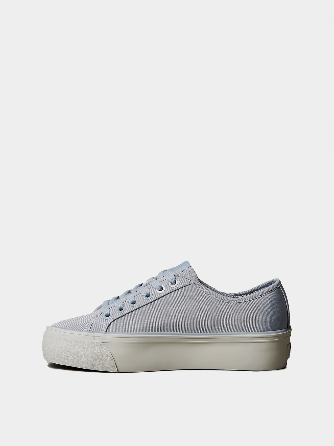 Кеди Calvin Klein VULC FLATFORM LACE UP MOIRE модель YW0YW02012-CH7 Кеди Calvin Klein VULC FLATFORM LACE UP MOIRE модель YW0YW02012-CH7 Фото
