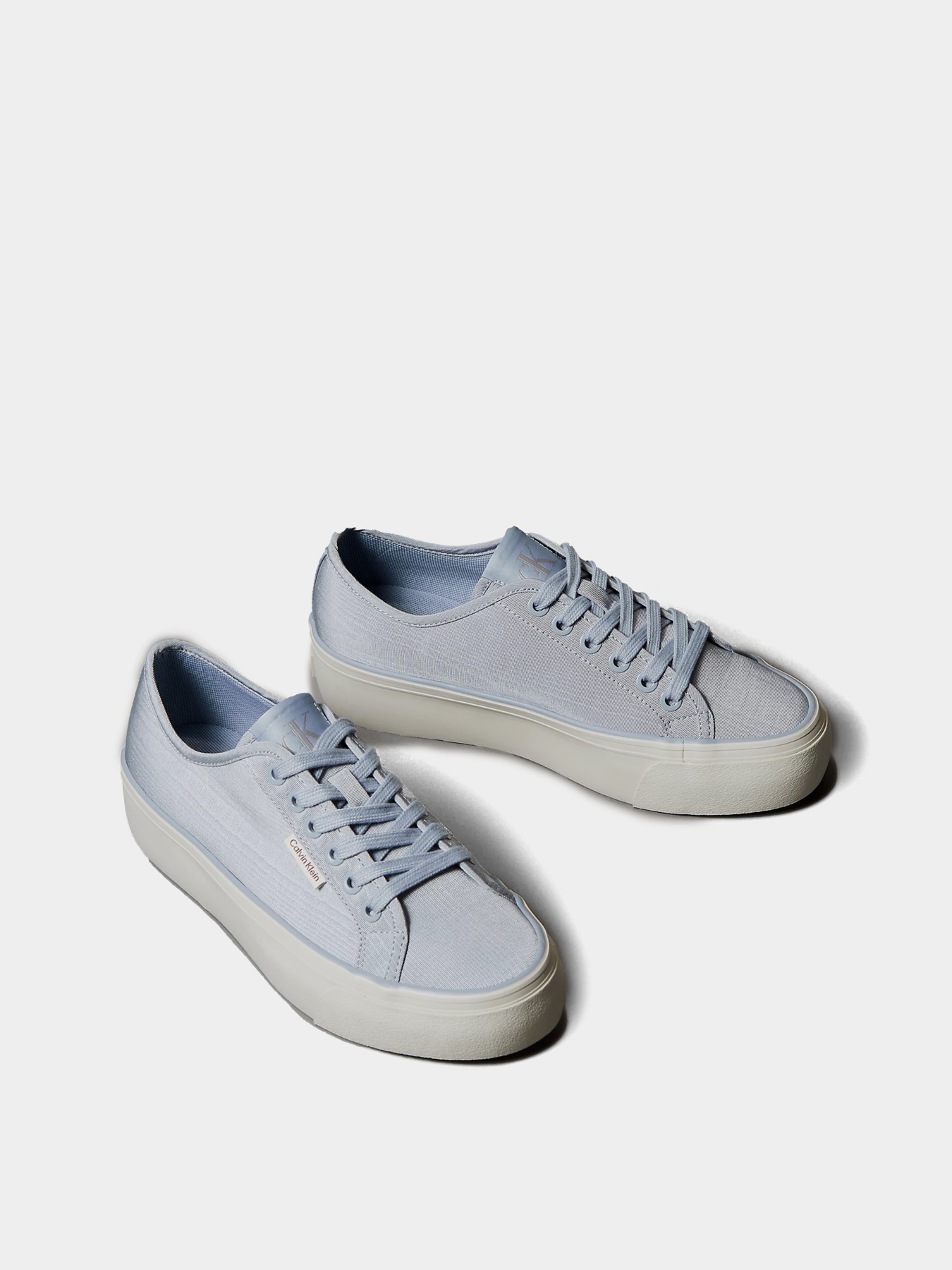 Кеди Calvin Klein VULC FLATFORM LACE UP MOIRE модель YW0YW02012-CH7 Кеди Calvin Klein VULC FLATFORM LACE UP MOIRE модель YW0YW02012-CH7 Фото
