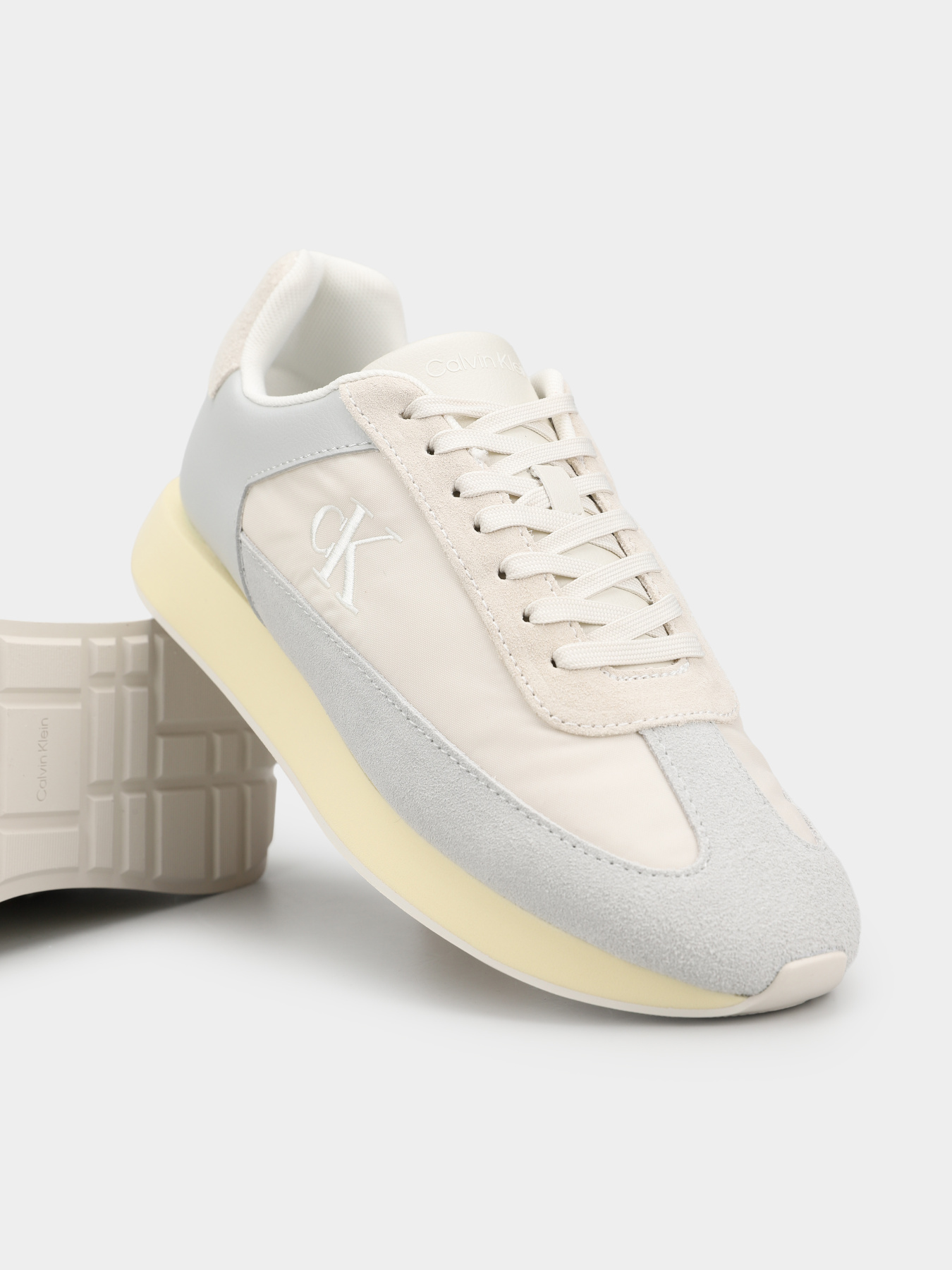 Кроссовки Calvin Klein RETRO RUNNER LACEUP WINGT MIX модель YW0YW02061-ACG Кроссовки Calvin Klein RETRO RUNNER LACEUP WINGT MIX модель YW0YW02061-ACG Фото