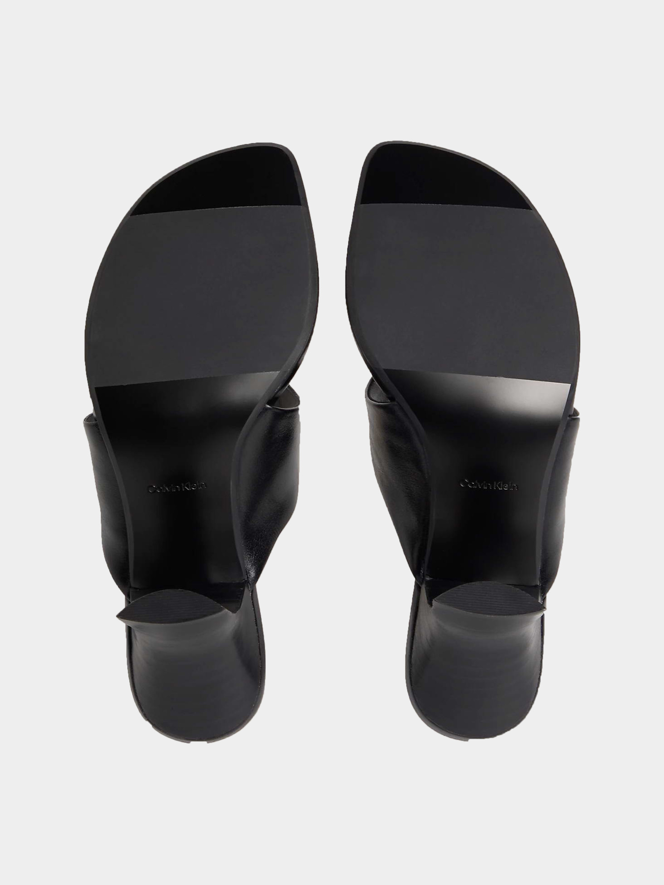 Шлёпанцы Calvin Klein SCULPT KITT HEEL SNDL THONG LT модель HW0HW02920-0GJ Фото
