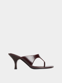 Шлёпанцы Calvin Klein SCULPT KITT HEEL SNDL THONG LT модель HW0HW02920-VH2 Фото
