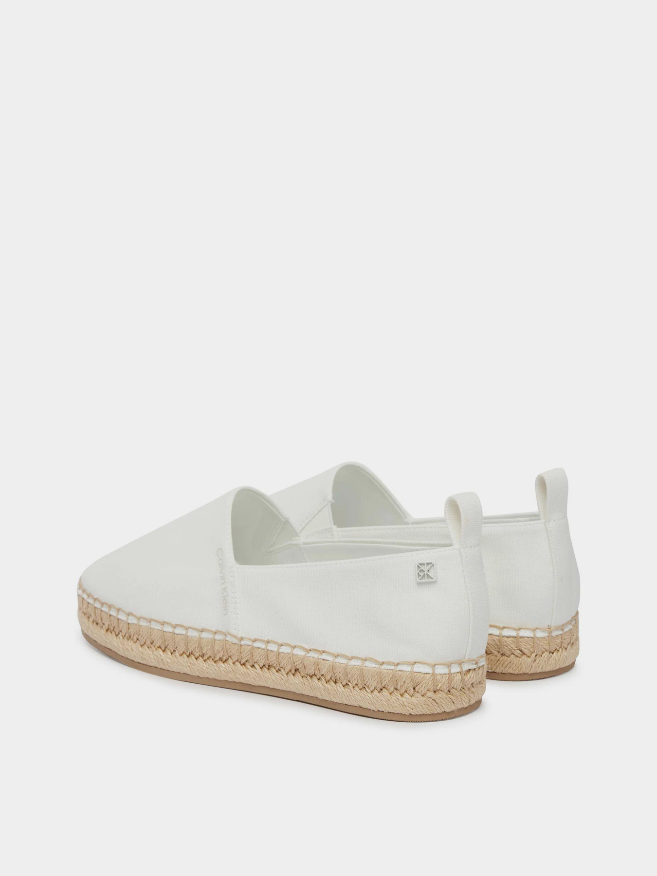 Сліпони та мокасини Calvin Klein OBLIQUE ESPADRILLE CANVAS модель HW0HW02931-YAD Сліпони та мокасини Calvin Klein OBLIQUE ESPADRILLE CANVAS модель HW0HW02931-YAD Фото