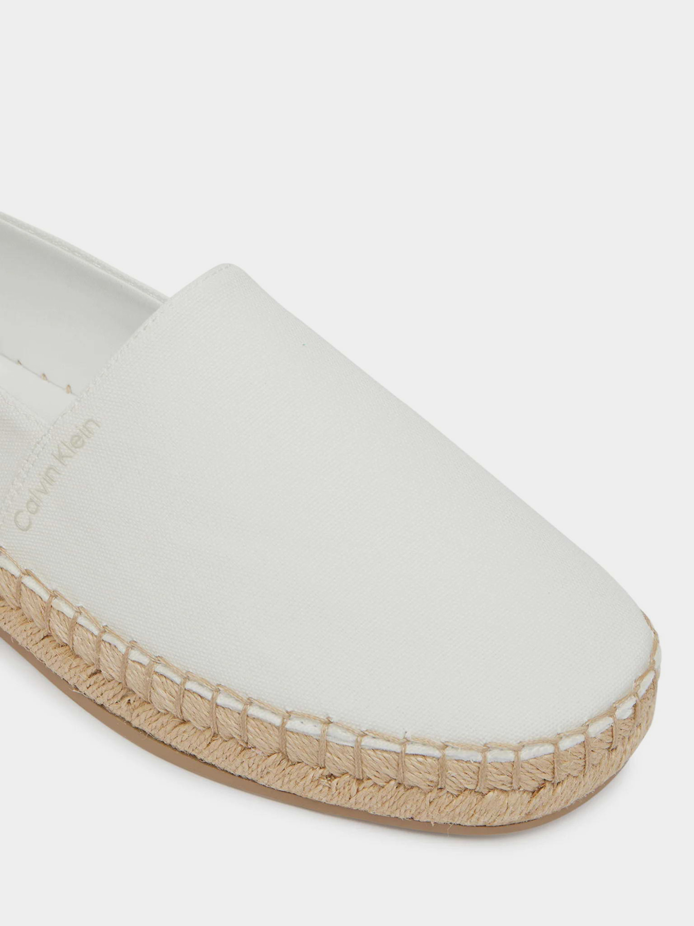 Сліпони та мокасини Calvin Klein OBLIQUE ESPADRILLE CANVAS модель HW0HW02931-YAD Сліпони та мокасини Calvin Klein OBLIQUE ESPADRILLE CANVAS модель HW0HW02931-YAD Фото