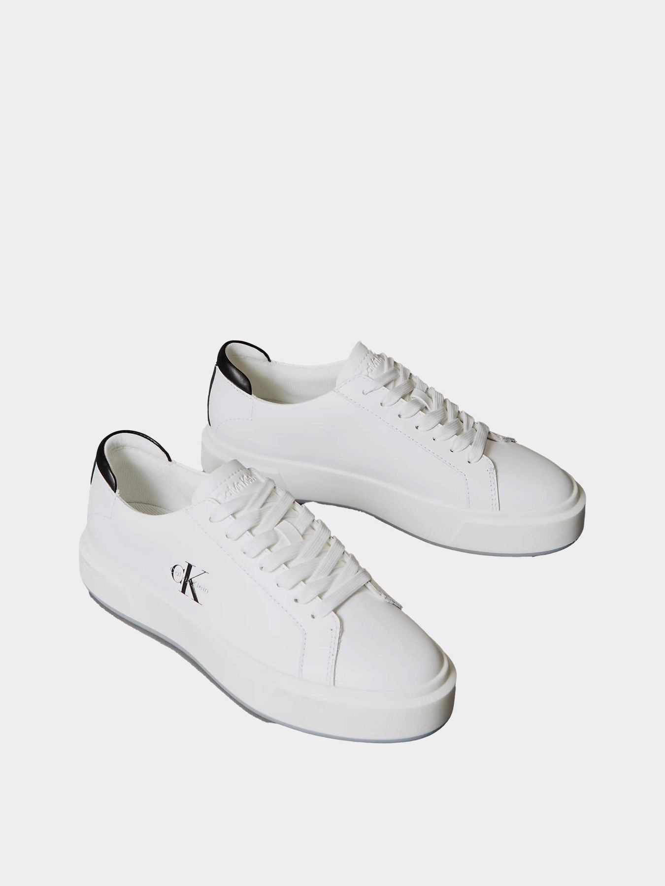 Кеди Calvin Klein BASKET CUPS LACEUP LTH ML модель YW0YW01945-01W Фото