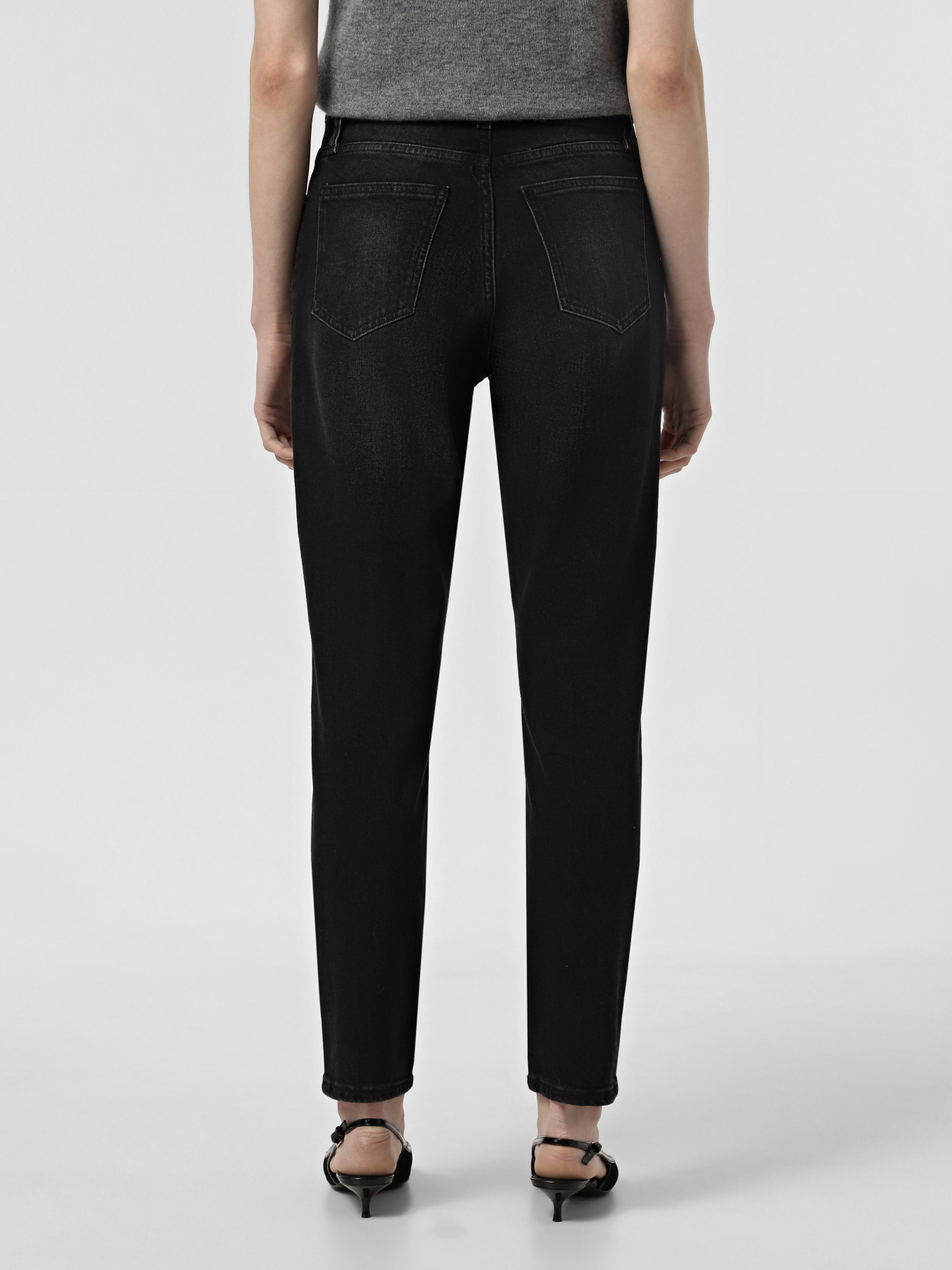 Джинси Calvin Klein Jeans Mom модель J20J224035-1BY Фото