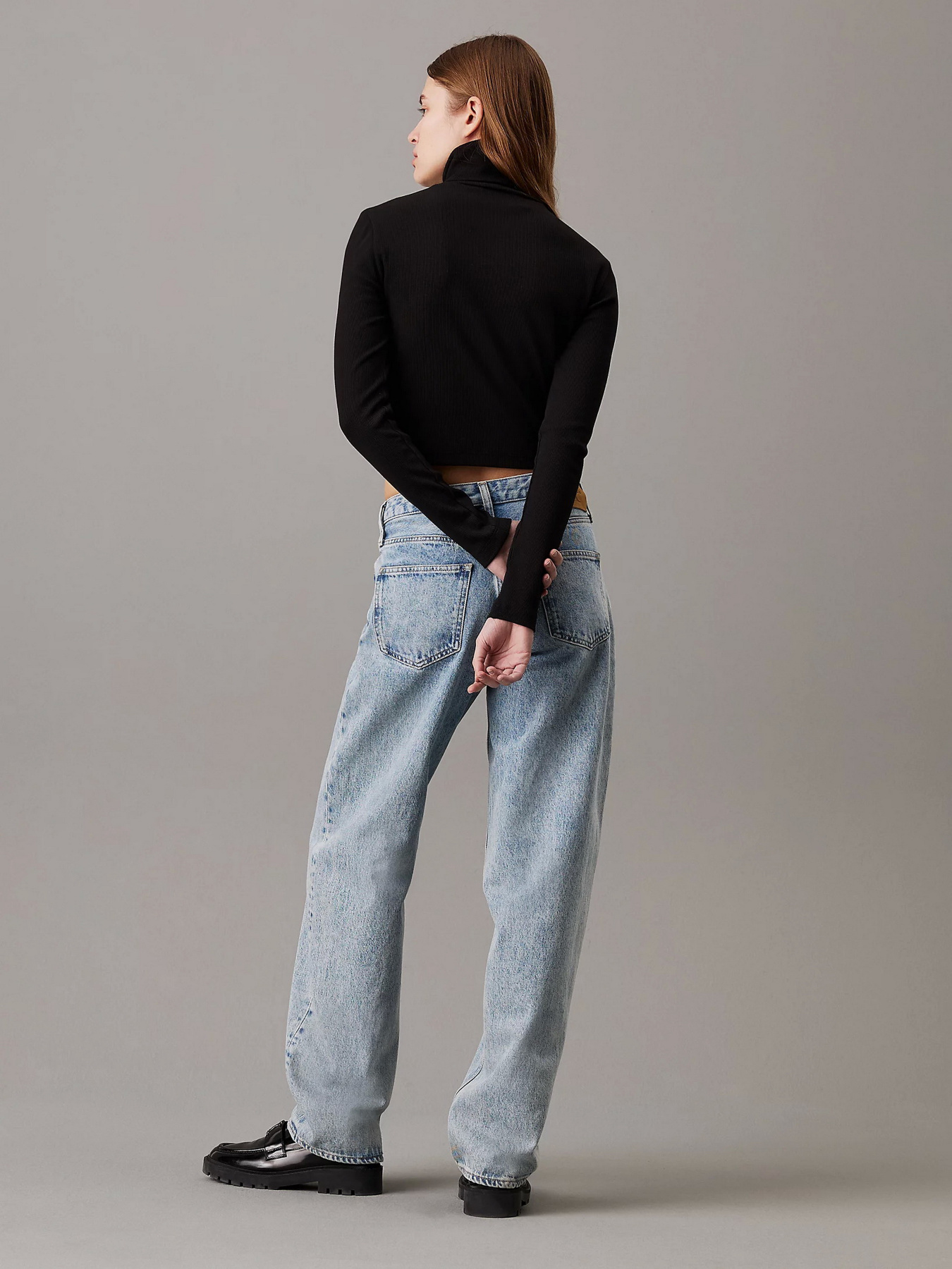 Светри та кардигани Calvin Klein Jeans модель J20J224196-BEH Светри та кардигани Calvin Klein Jeans модель J20J224196-BEH Фото