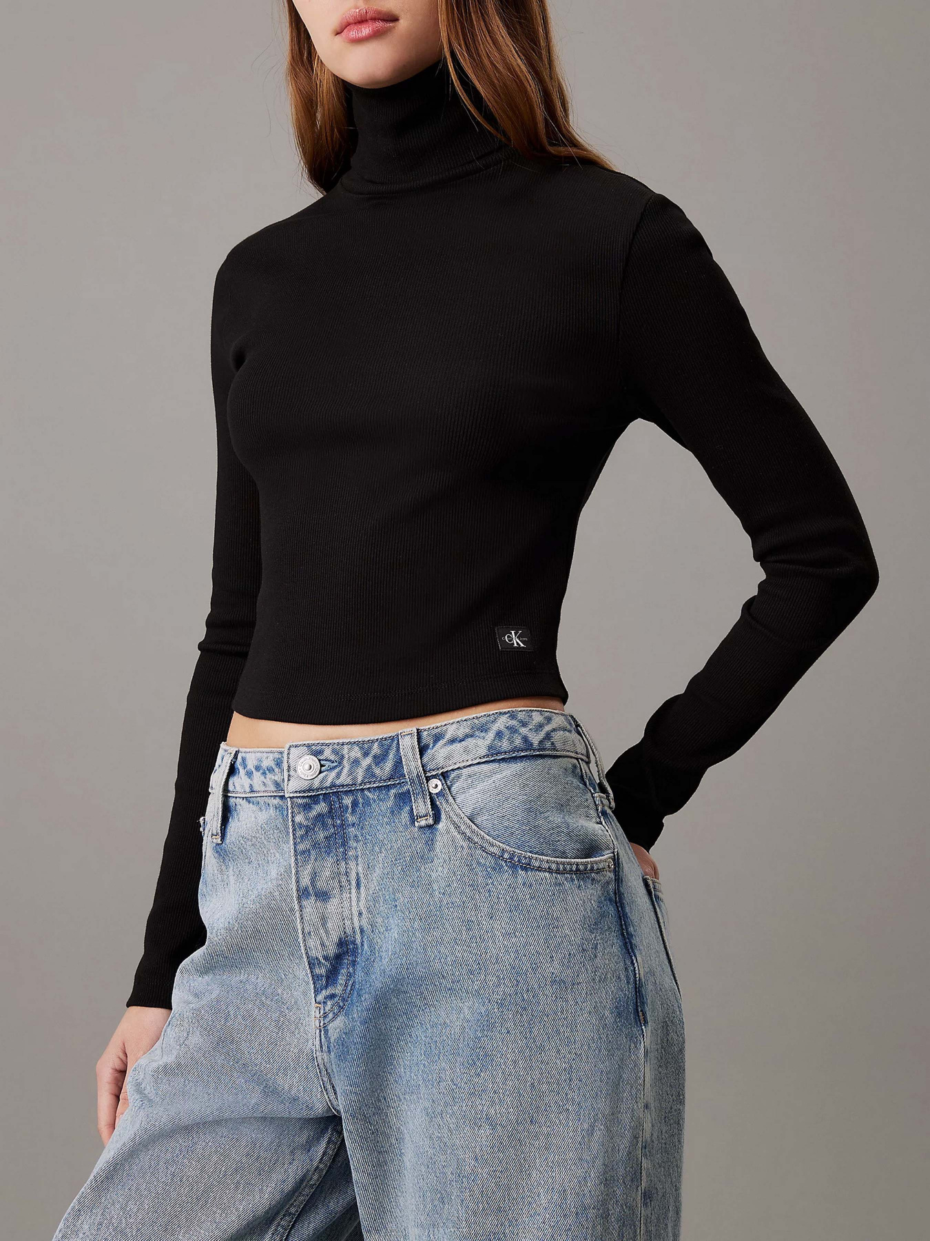 Светри та кардигани Calvin Klein Jeans модель J20J224196-BEH Светри та кардигани Calvin Klein Jeans модель J20J224196-BEH Фото