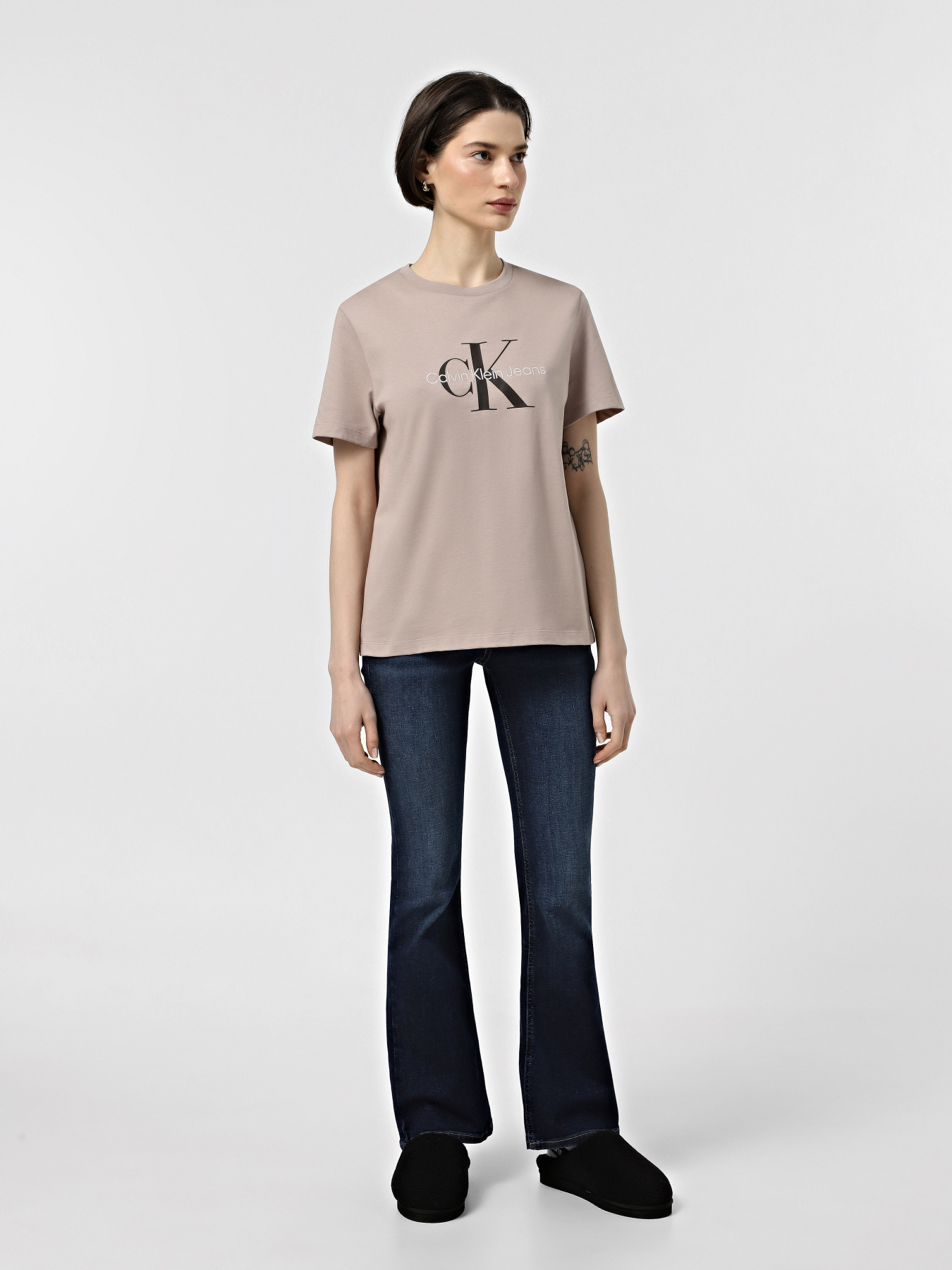 Футболки и поло Calvin Klein Jeans Monogram модель 00040WL259-PCF Фото