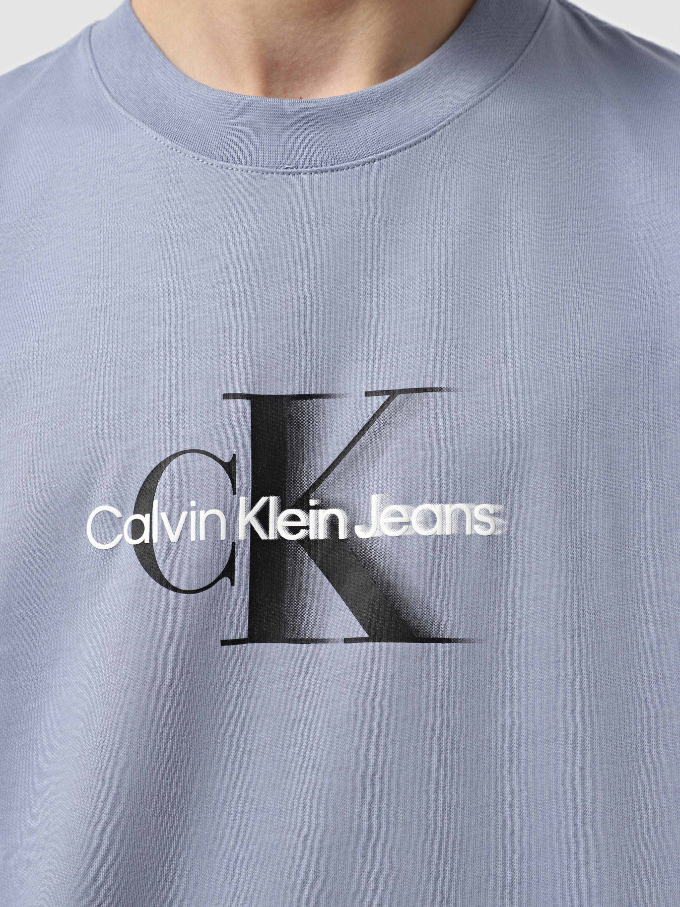 Футболки и поло Calvin Klein Jeans модель J30J327471-CKG Фото
