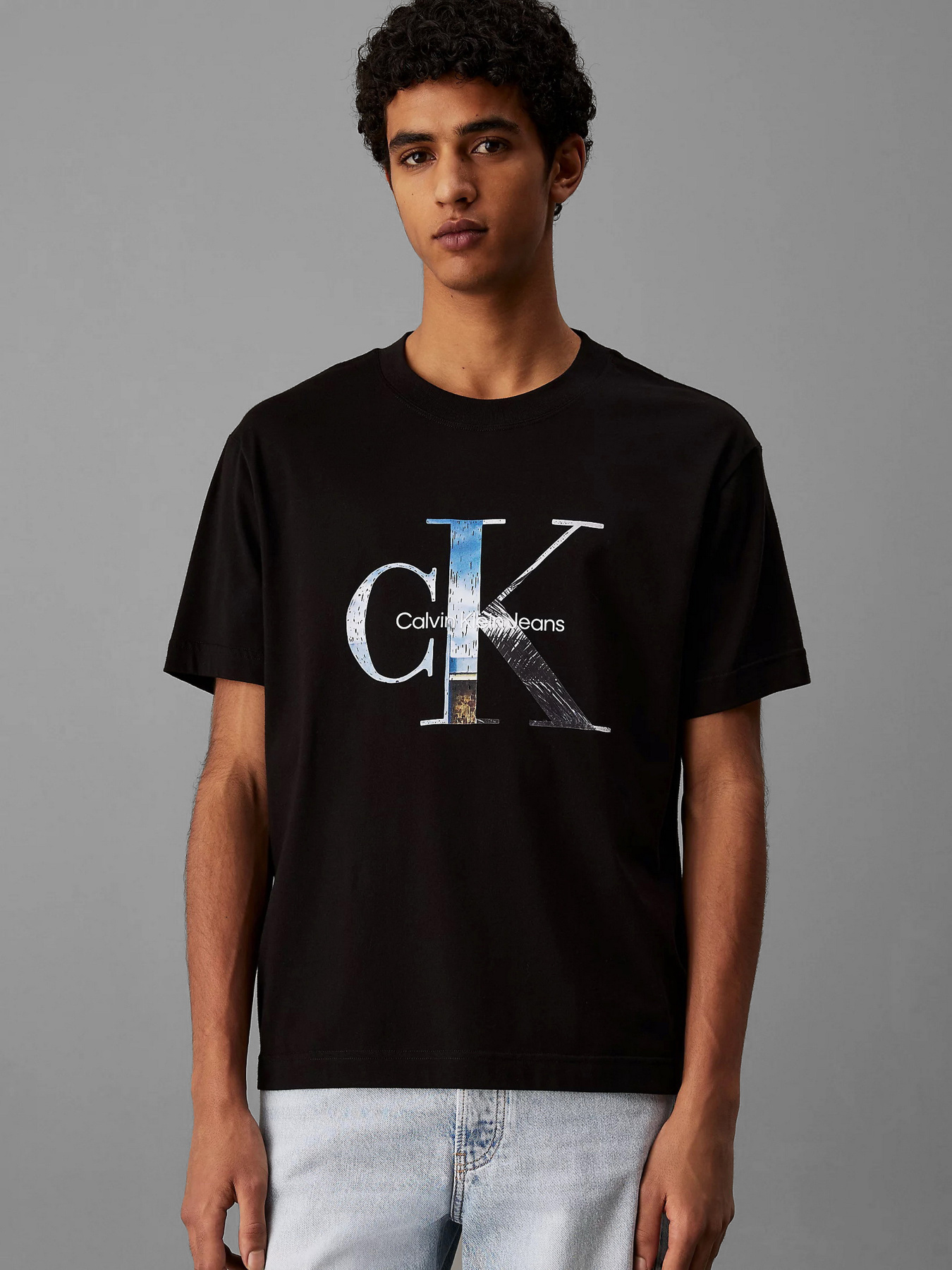 Футболки и поло Calvin Klein Jeans модель J30J327483-BEH Фото