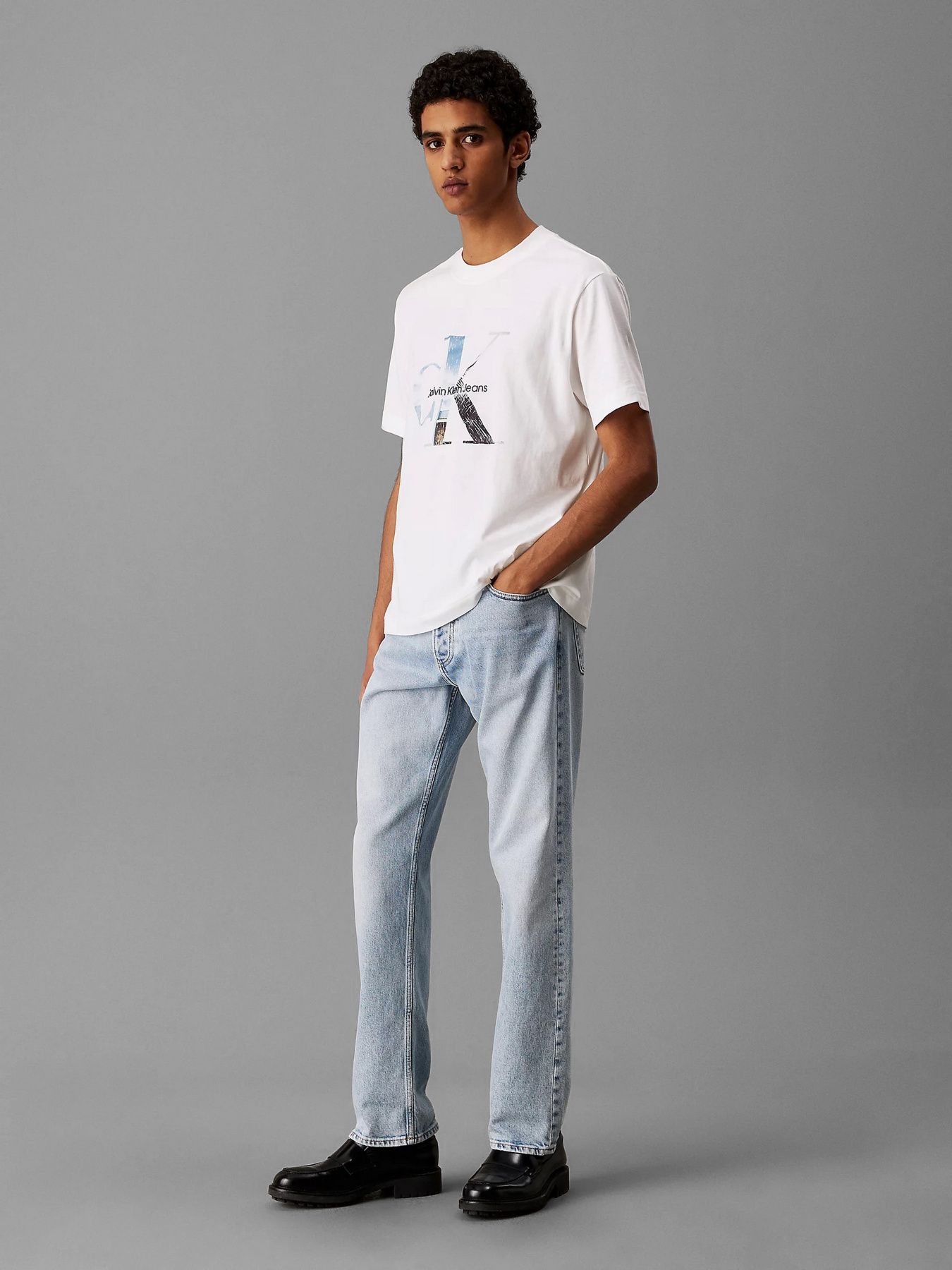 Футболки и поло Calvin Klein Jeans модель J30J327483-YAF Фото