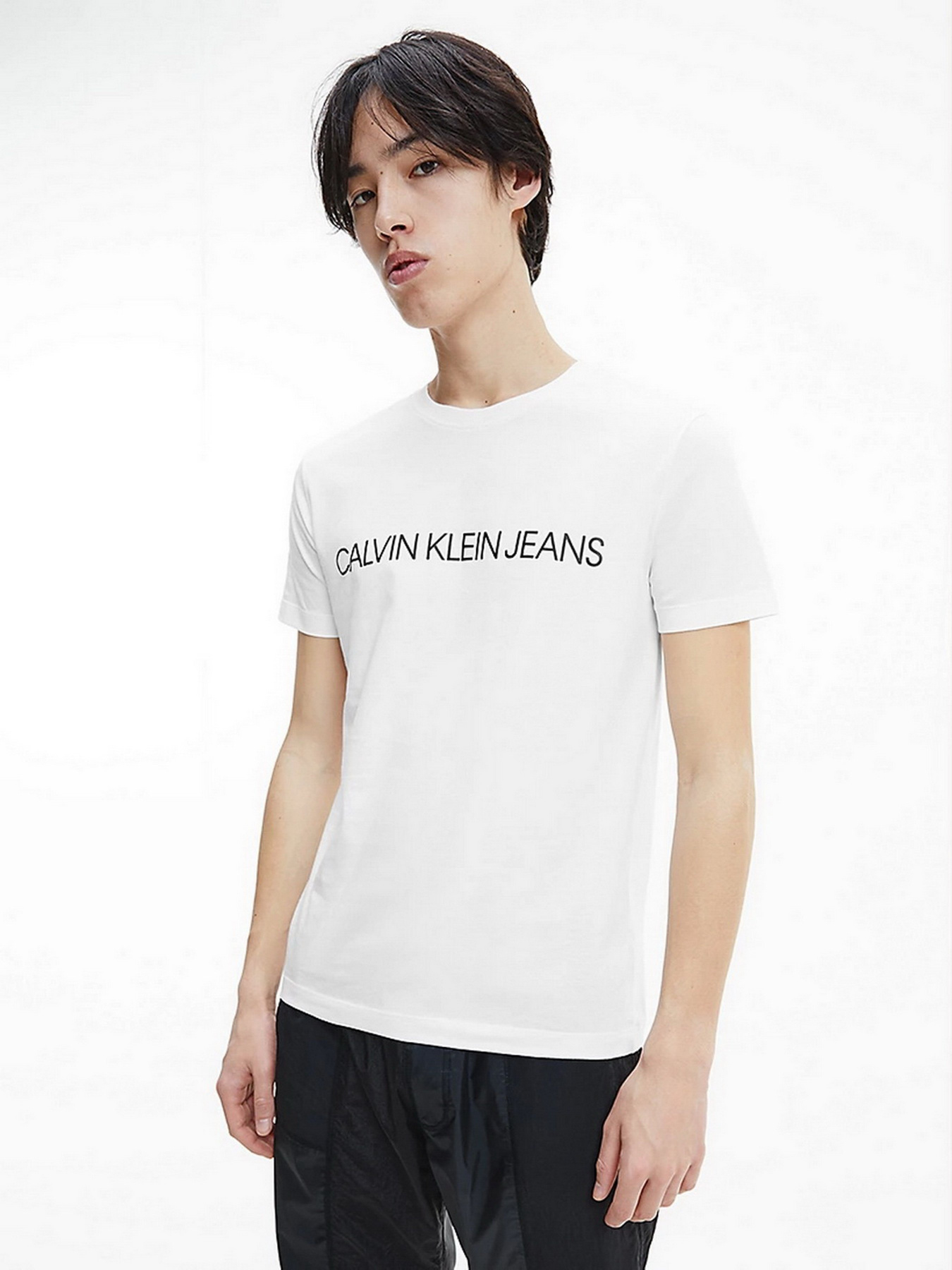 Футболки і поло Calvin Klein модель J30J317598_YAF Футболки і поло Calvin Klein модель J30J317598_YAF Фото