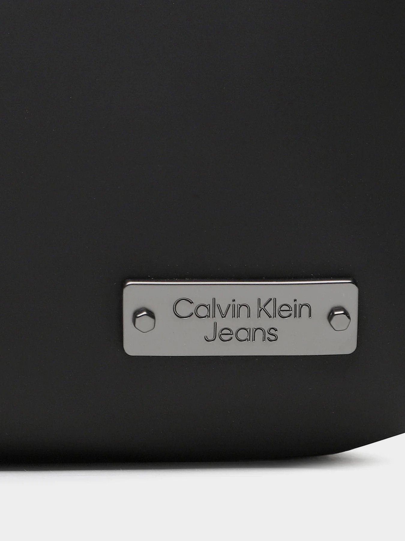 Гаманці Calvin Klein Plaque Small Pouch модель K50K510443-BDS Гаманці Calvin Klein Plaque Small Pouch модель K50K510443-BDS Фото
