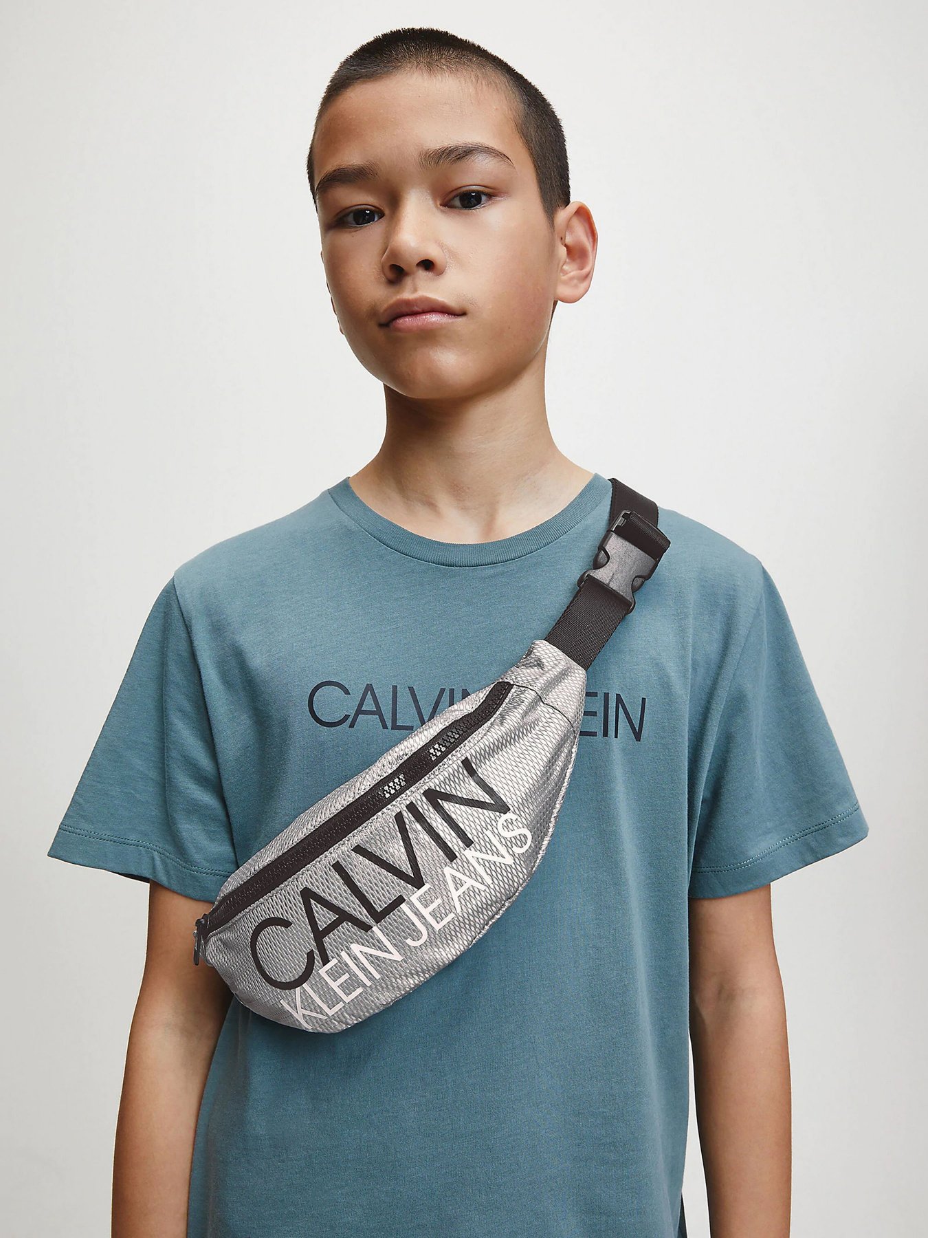Сумки Calvin Klein модель IU0IU00140-0IM Фото
