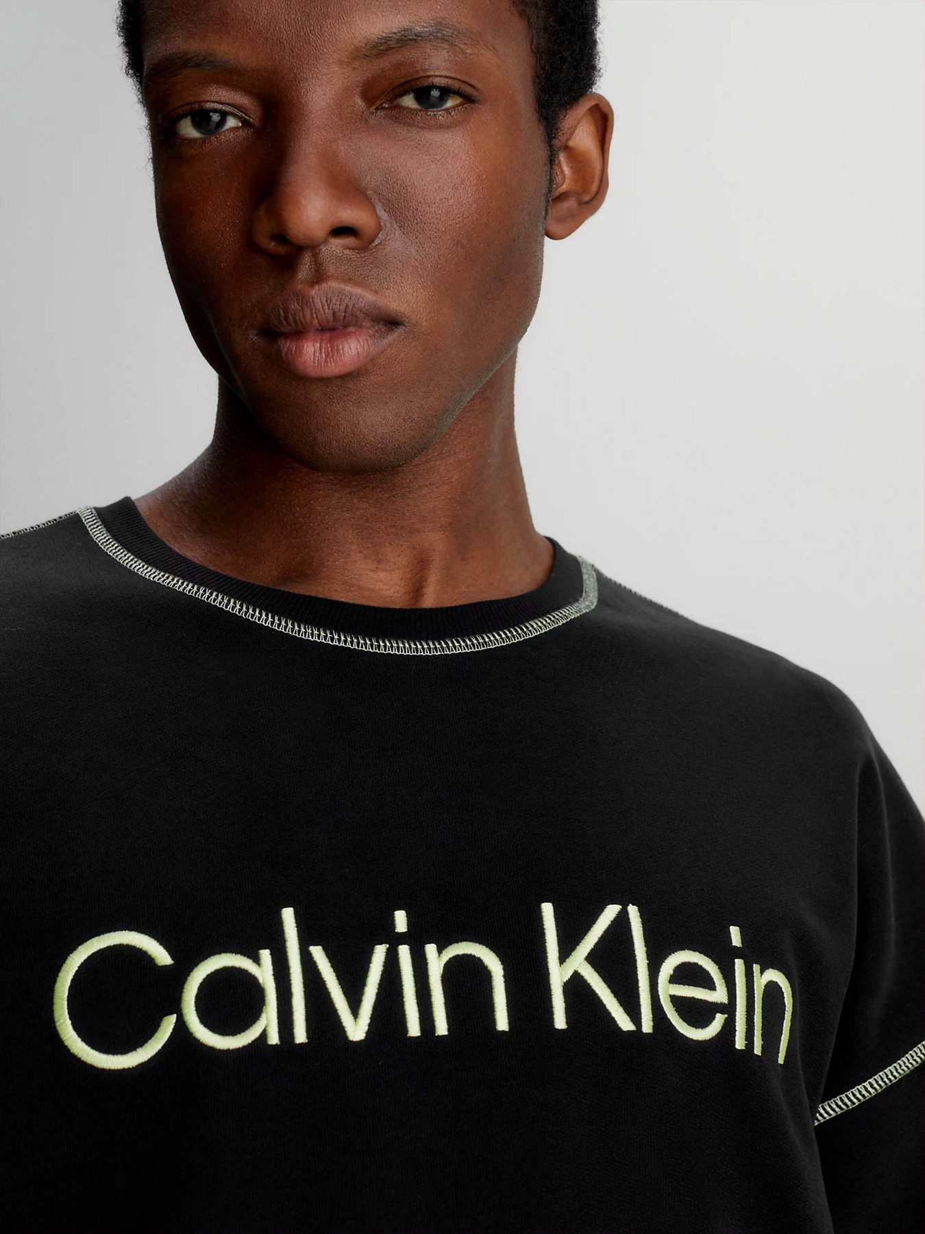 Худи и свитшоты Calvin Klein Underwear Ls Sweatshirt модель 000NM2458E-UB1 Фото
