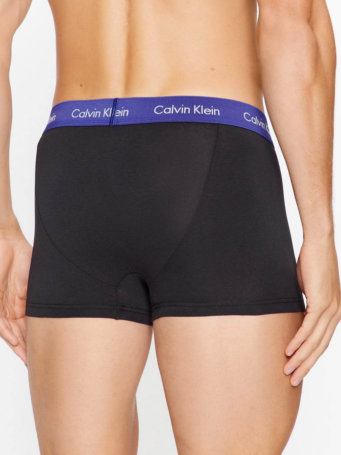 Нижнее белье Calvin Klein Underwear 3p Low Rise Trunk модель 0000U2664G-H4X Нижнее белье Calvin Klein Underwear 3p Low Rise Trunk модель 0000U2664G-H4X Фото