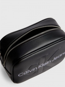 Сумки Calvin Klein Sculpted Camera Bag8 Mono модель K60K610275-0GJ Фото