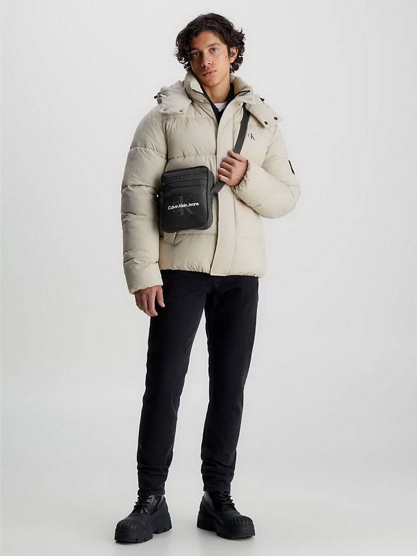 Сумки Calvin Klein Sport Essentials Reporter18 M модель K50K511098-BDS Сумки Calvin Klein Sport Essentials Reporter18 M модель K50K511098-BDS Фото