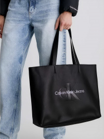 Сумки Calvin Klein Sculpted Slim Tote34 Mono модель K60K610825-0GJ Фото