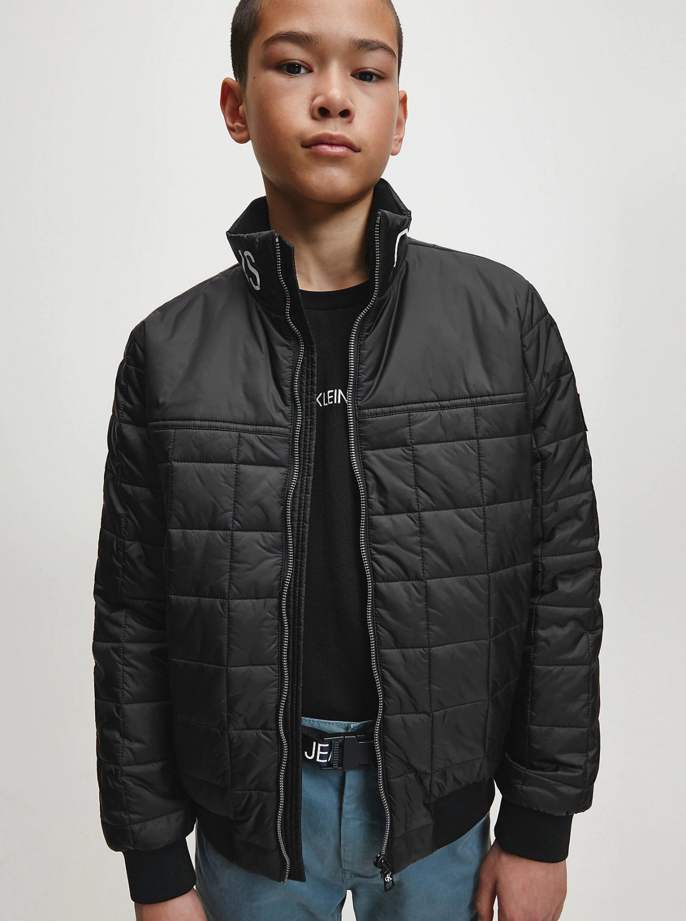 Куртки та дублянки Calvin Klein модель IB0IB00553-BEH Фото