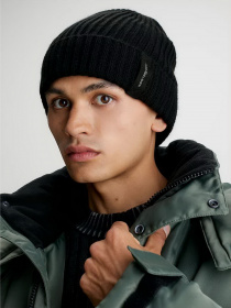Шапки та кепки Calvin Klein Ultralight Nylon Beanie модель K50K511157-BDS Фото