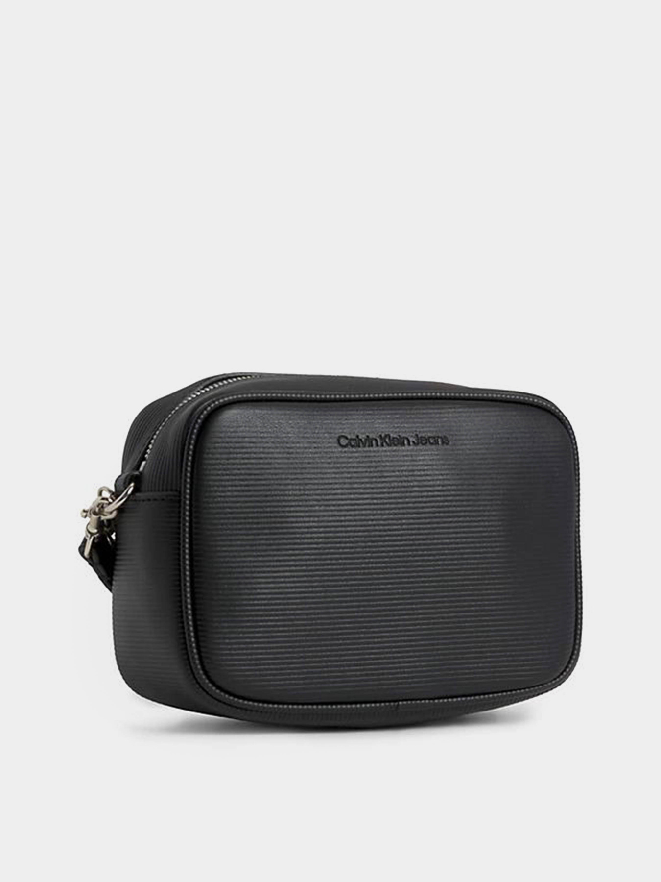 Сумки Calvin Klein Sculpted Camera Bag18 W/Chain модель K60K611189-BDS Фото