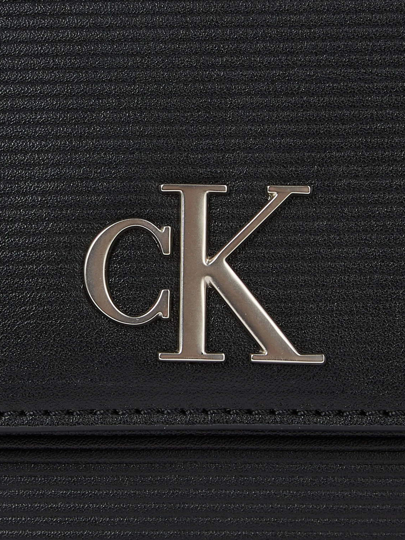 Сумки Calvin Klein Minimal Monogram Saddle Bag22 модель K60K611226-BDS Фото