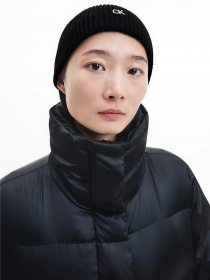 Шапки та кепки Calvin Klein Re-Lock Beanie модель K60K610214-BAX Фото