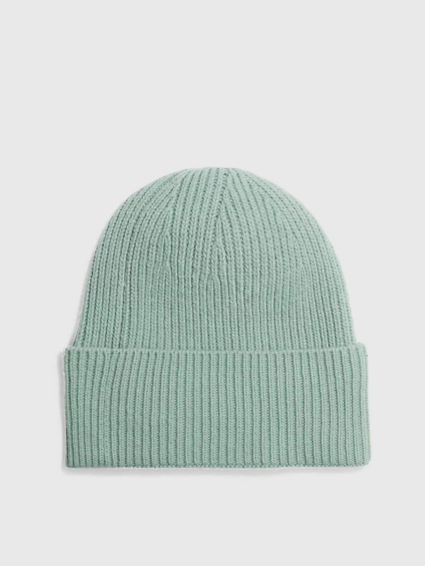 Шапки та кепки Calvin Klein Re-Lock Beanie модель K60K610214-LKG Шапки та кепки Calvin Klein Re-Lock Beanie модель K60K610214-LKG Фото