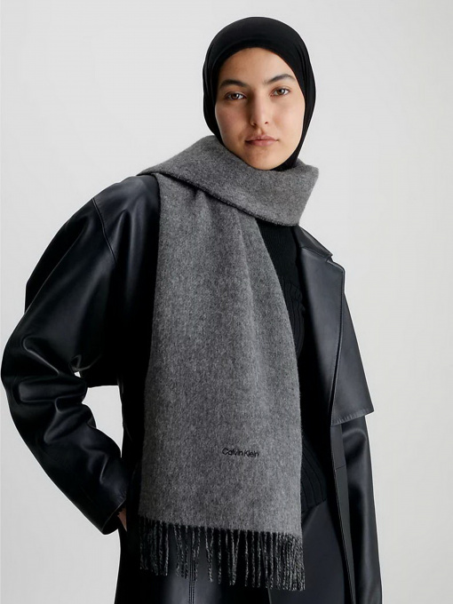 Шарфы и платки Calvin Klein Fringes Two Tones Scarf модель K60K611111-BAX Фото