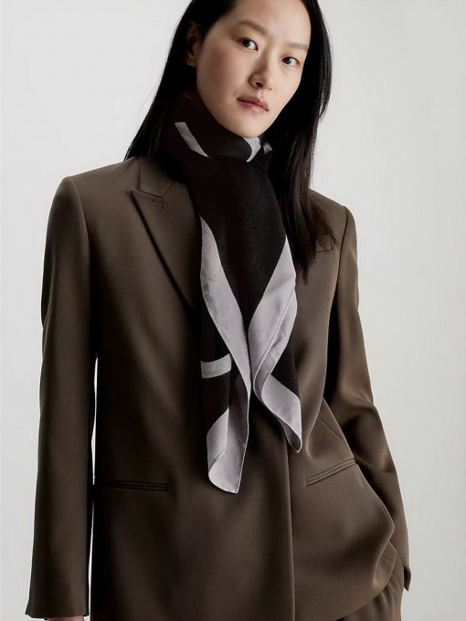 Шарфы и платки Calvin Klein Aop Logo Jaquard Scarf модель K60K611125-BAX Фото