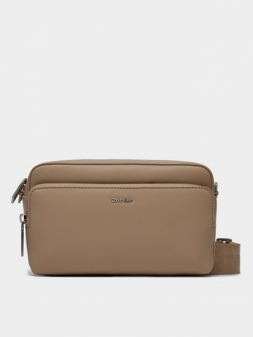 Сумки Calvin Klein Ck Must Camera Bag W/Pck модель K60K608410-PFA Фото