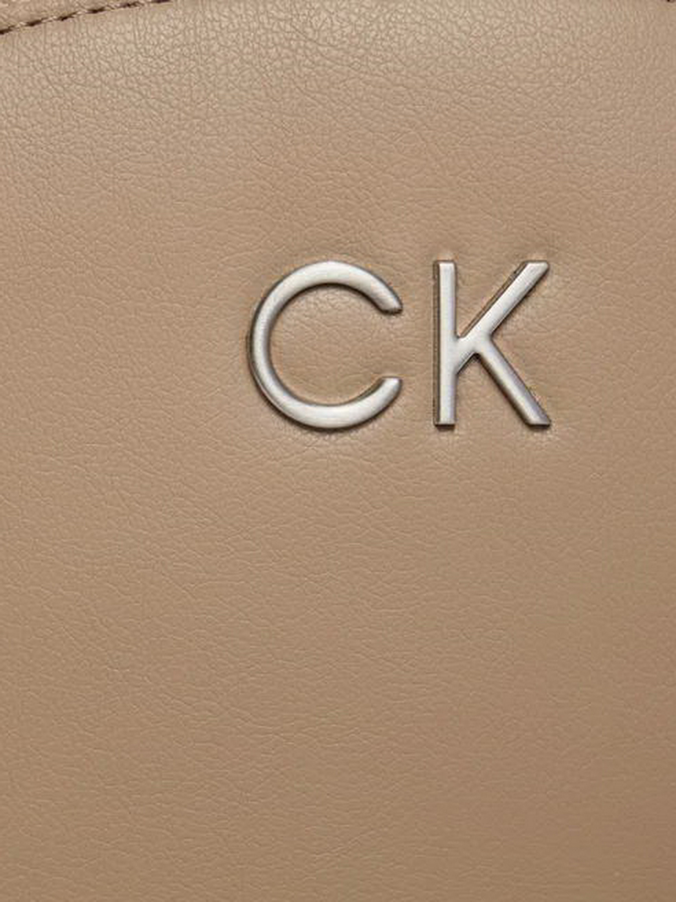 Сумки Calvin Klein Re-Lock Seasonal Crossbody Md модель K60K611444-PFA Сумки Calvin Klein Re-Lock Seasonal Crossbody Md модель K60K611444-PFA Фото