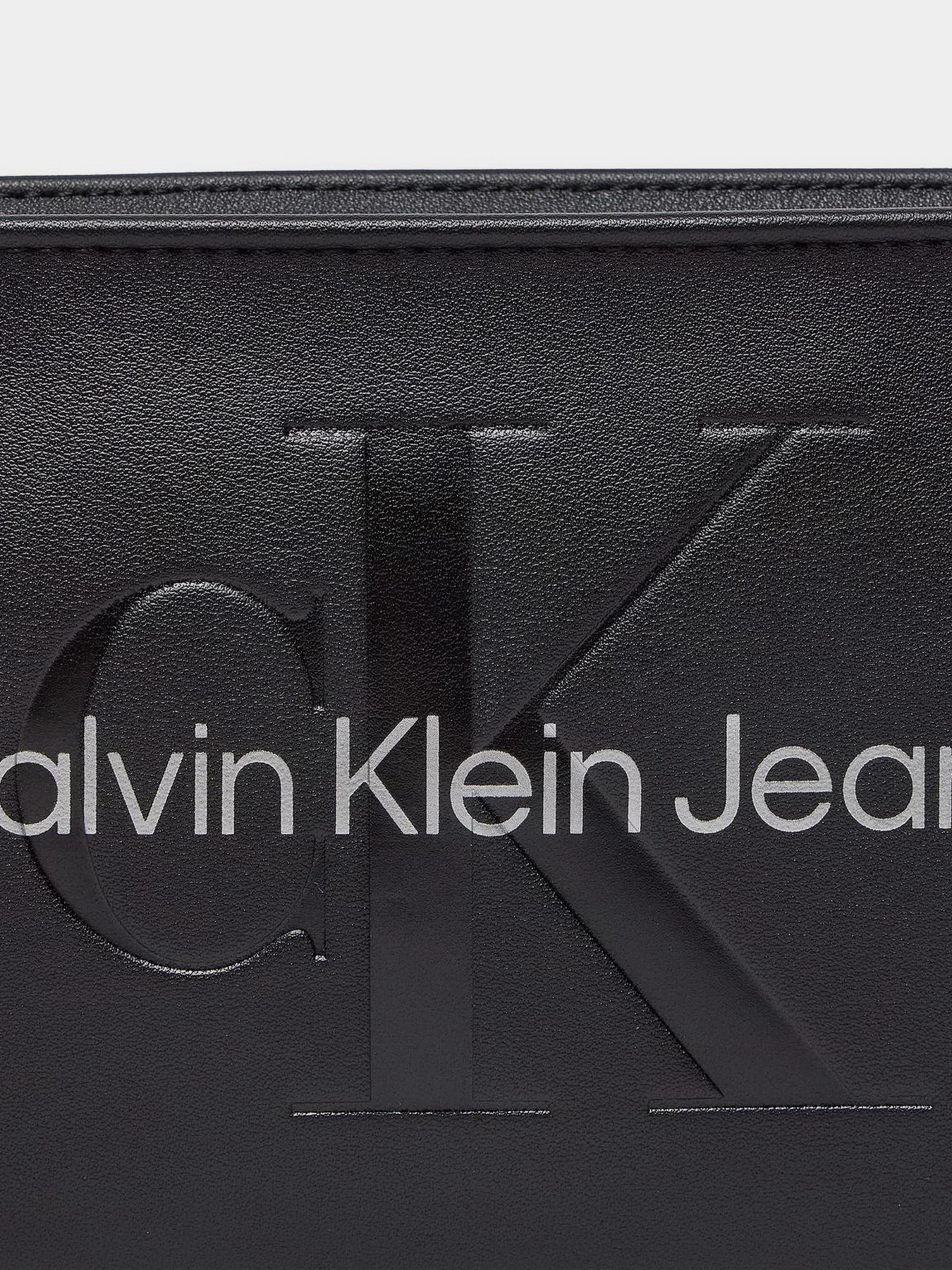 Сумки Calvin Klein Sculpted Shoulder Pouch25 Mono модель K60K610679-0GL Фото
