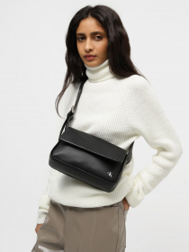 Сумки Calvin Klein Block Flap Shoulderbag25 Pu модель K60K611467-BEH Фото