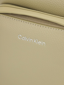 Сумки Calvin Klein Ck Must Reporter S модель K50K511606-MSS Фото