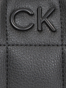 Сумки Calvin Klein Square Quilt Chain Shoulder Bag модель K60K612018-BEH Фото