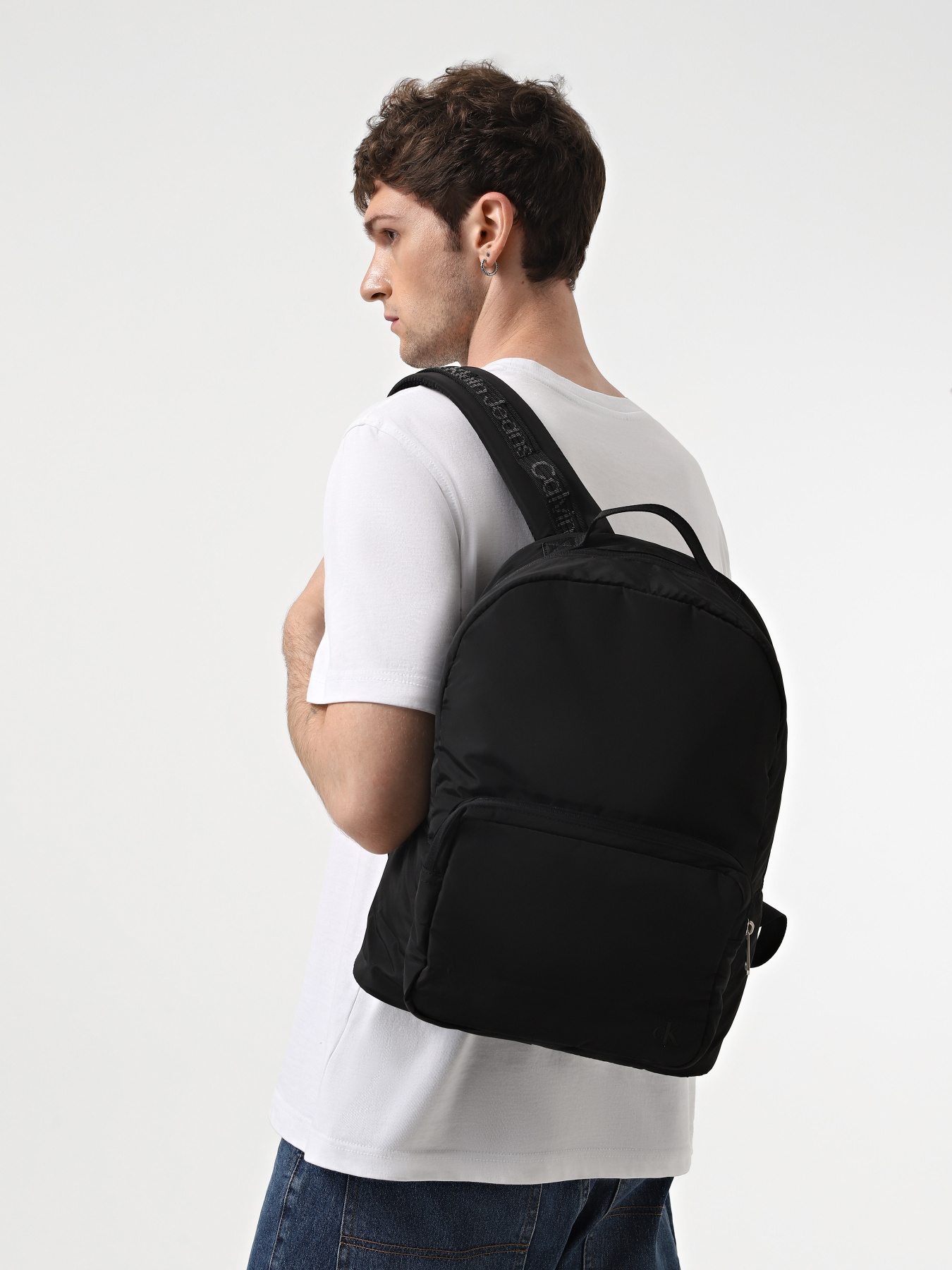 Рюкзаки Calvin Klein Round Backpack модель K50K511784-BEH Фото