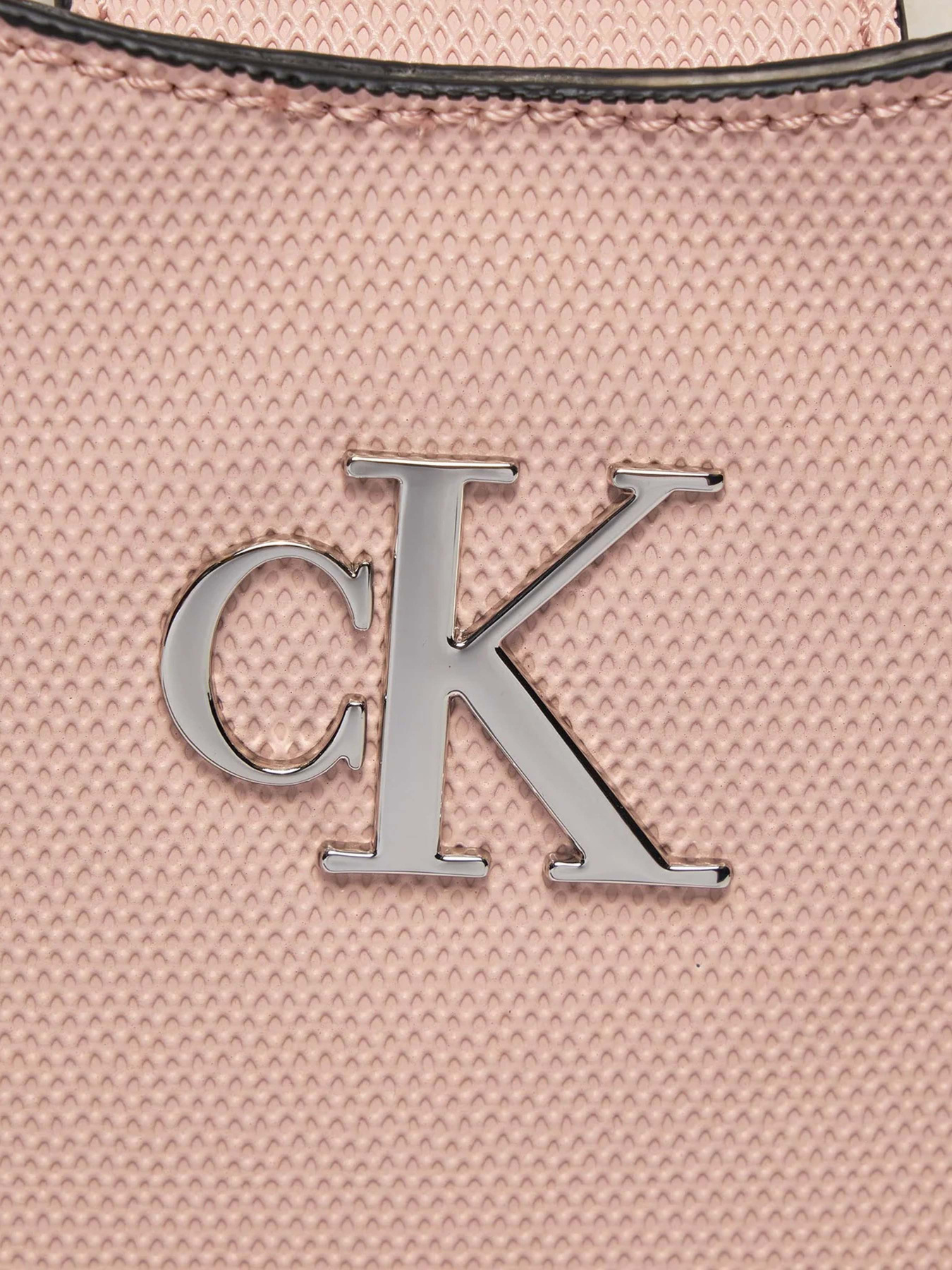 Сумки Calvin Klein Minimal Monogram A Shoulderbag T модель K60K611820-TFT Фото
