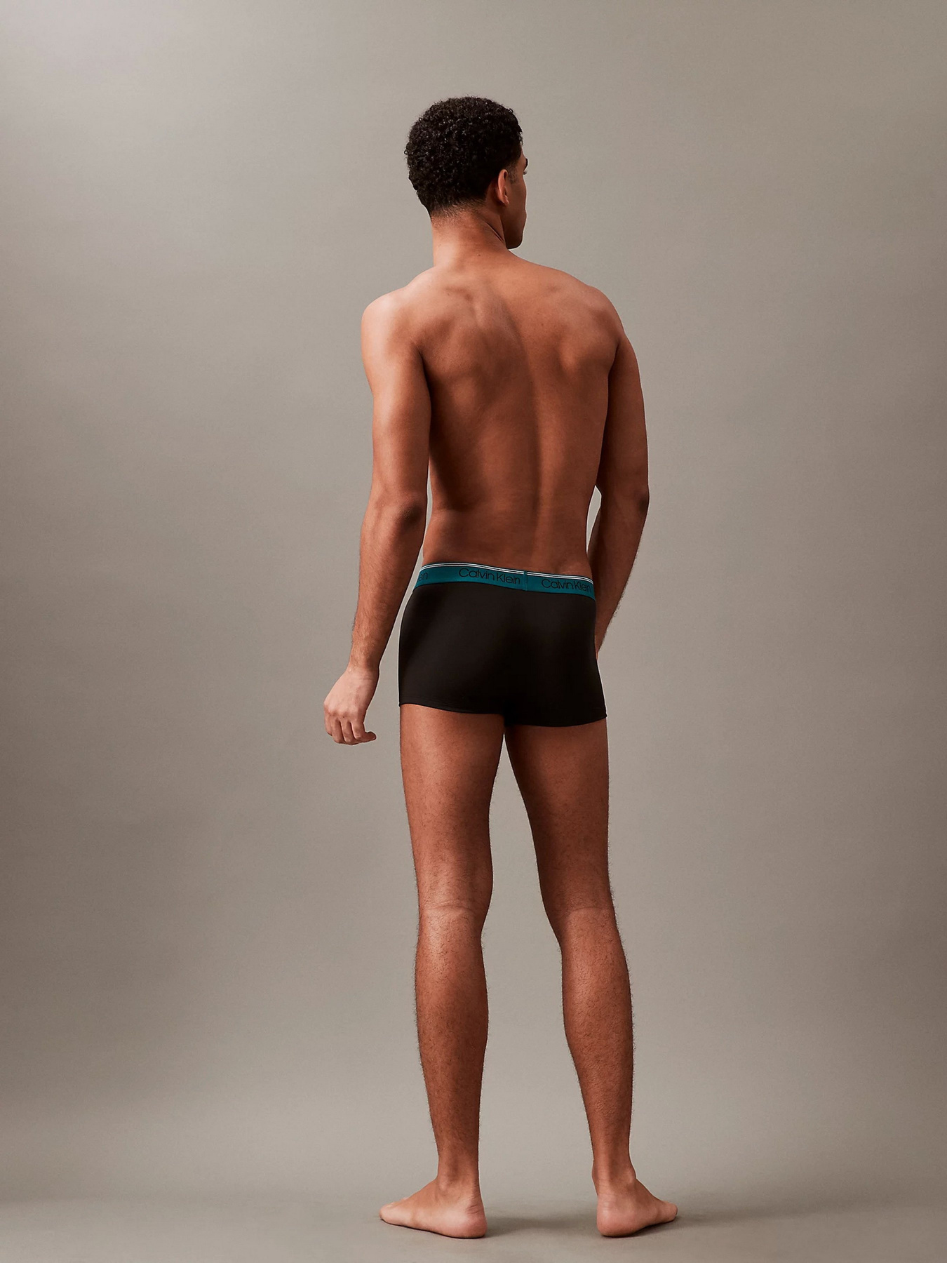 Нижнее белье Calvin Klein Underwear Micro Stretch модель 000NB2569A-N2L Нижнее белье Calvin Klein Underwear Micro Stretch модель 000NB2569A-N2L Фото