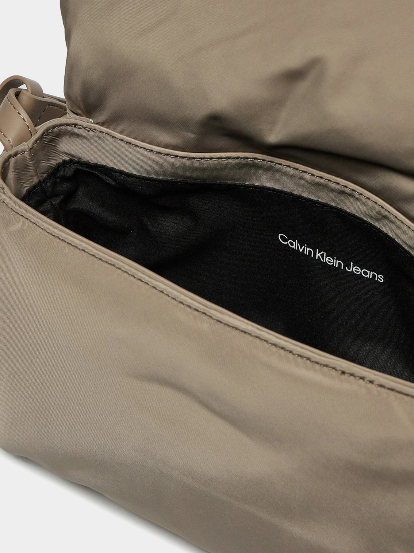Сумки Calvin Klein Micro Mono модель K60K612224-PCB Фото