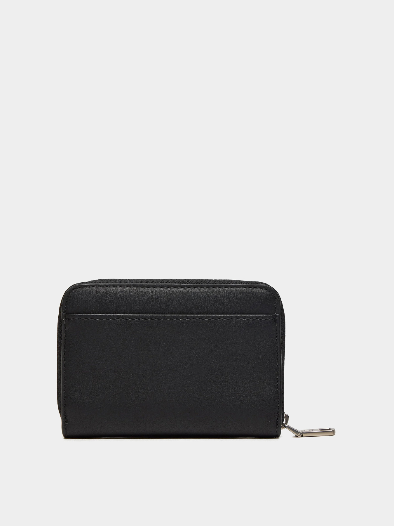Гаманці Calvin Klein Block Med Zip Around модель K60K612254-BEH Гаманці Calvin Klein Block Med Zip Around модель K60K612254-BEH Фото