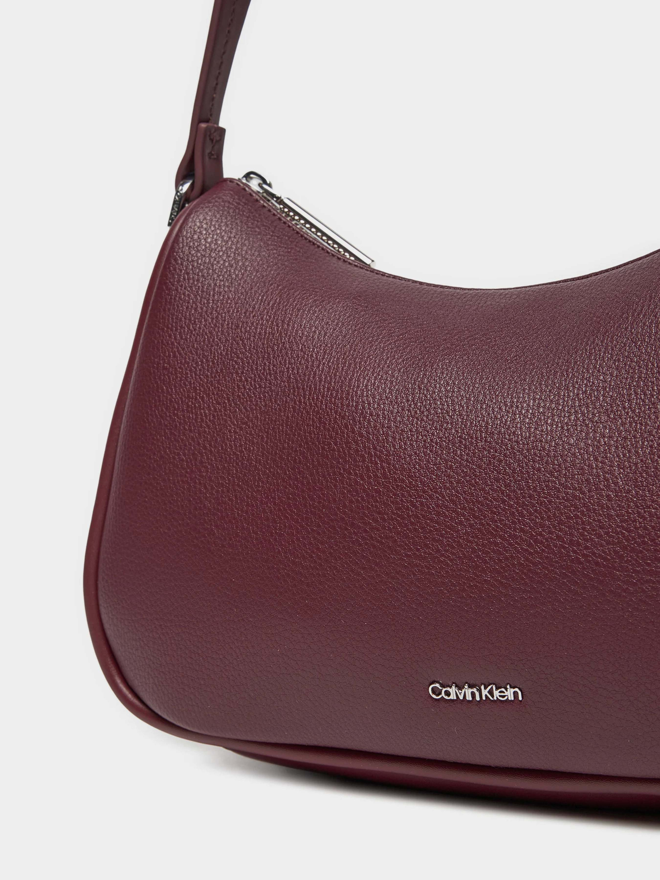 Сумки Calvin Klein Refine модель K60K612517-VLP Сумки Calvin Klein Refine модель K60K612517-VLP Фото