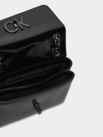 Сумки Calvin Klein Re-Lock Sm Shoulder модель K60K612558-BEH Фото