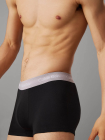 Нижнее белье Calvin Klein Underwear 3p Low Rise Trunk модель 0000U2664G-QRV Фото