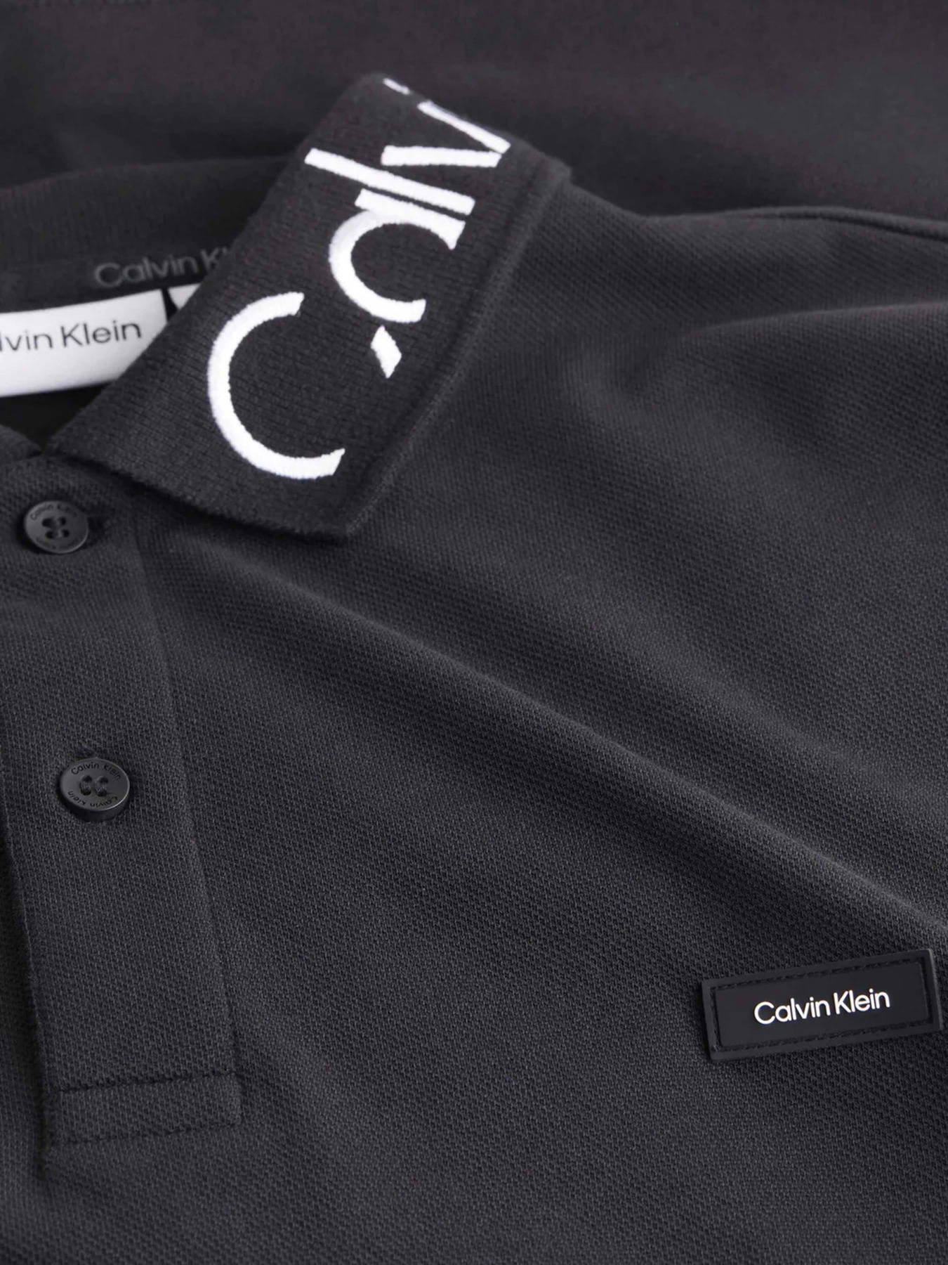 Футболки и поло Calvin Klein модель K10K112467-BEH Футболки и поло Calvin Klein модель K10K112467-BEH Фото