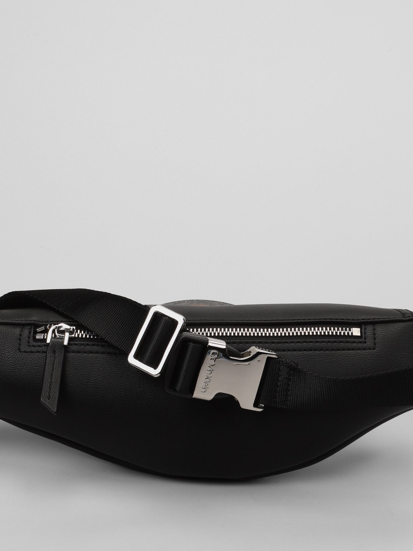 Сумки Calvin Klein Re-Lock модель K60K606778_BAX0 Фото
