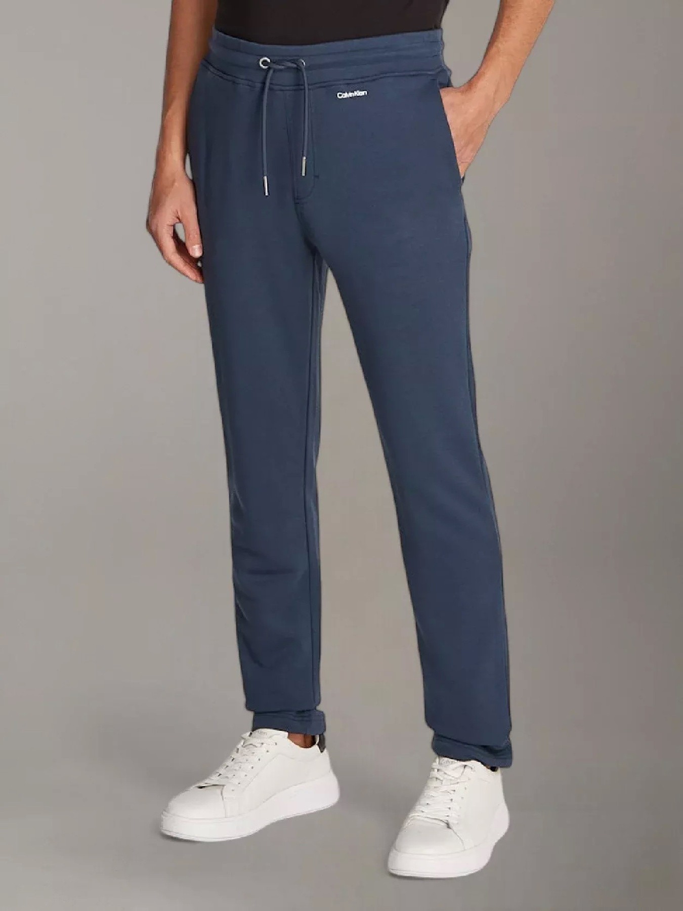 Брюки Calvin Klein Nano Logo модель K10K113654-PPK Брюки Calvin Klein Nano Logo модель K10K113654-PPK Фото