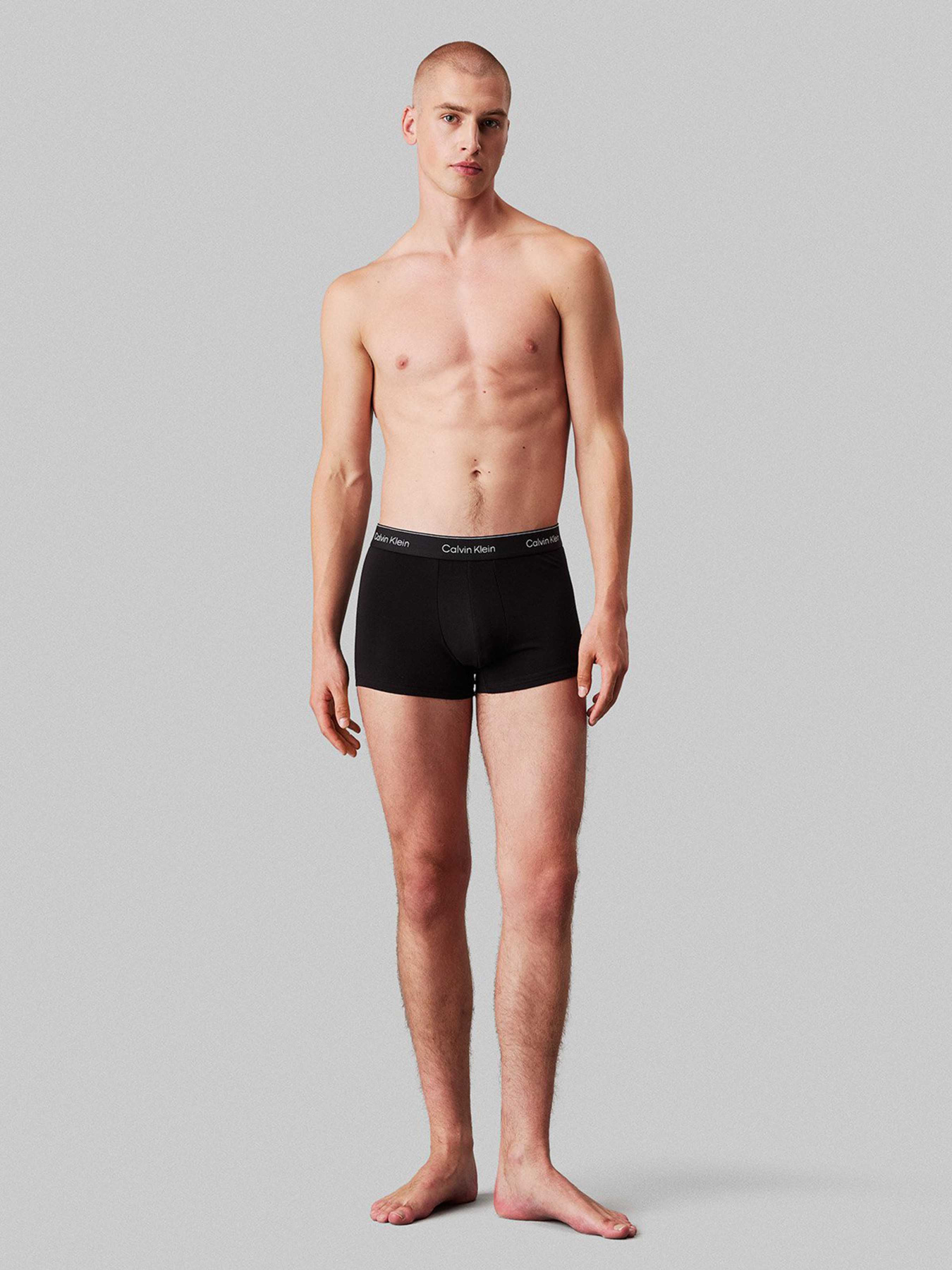 Нижнее белье Calvin Klein Underwear модель LV00NB4392-VR9 Фото
